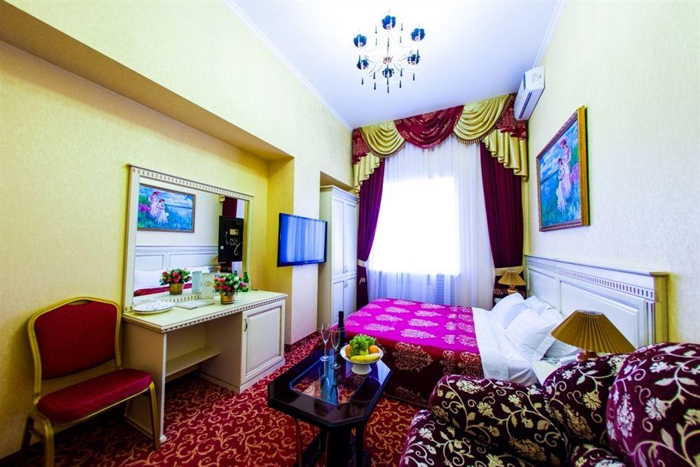 Hotel Valencia Krasnodar Zewnętrze zdjęcie